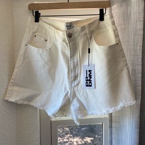 NWT Princess Polly White Frayed Edges Star Denim High Waisted Shorts Size 10